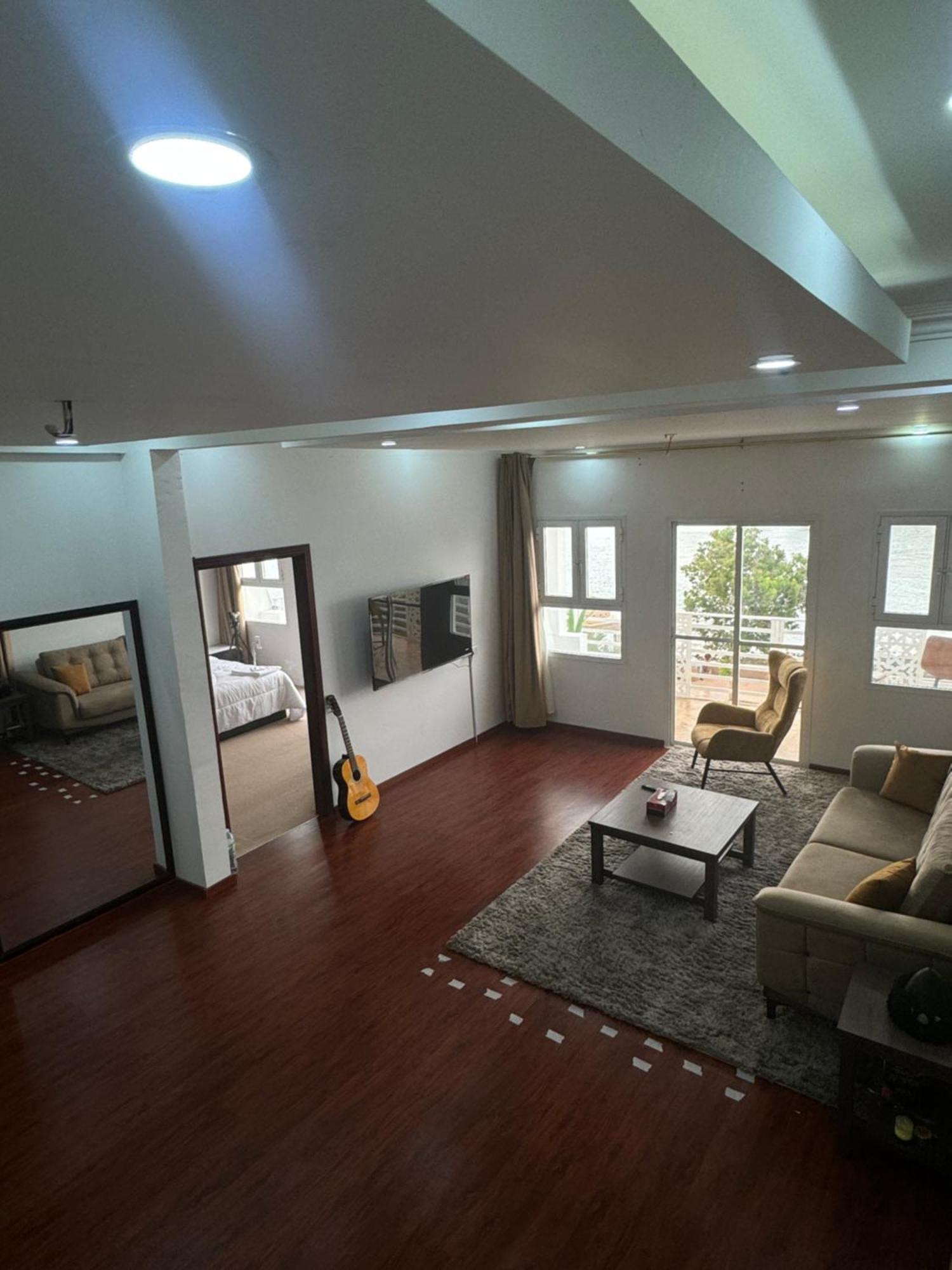 Muttrah Souq And Sea View Appartement Masqat Buitenkant foto