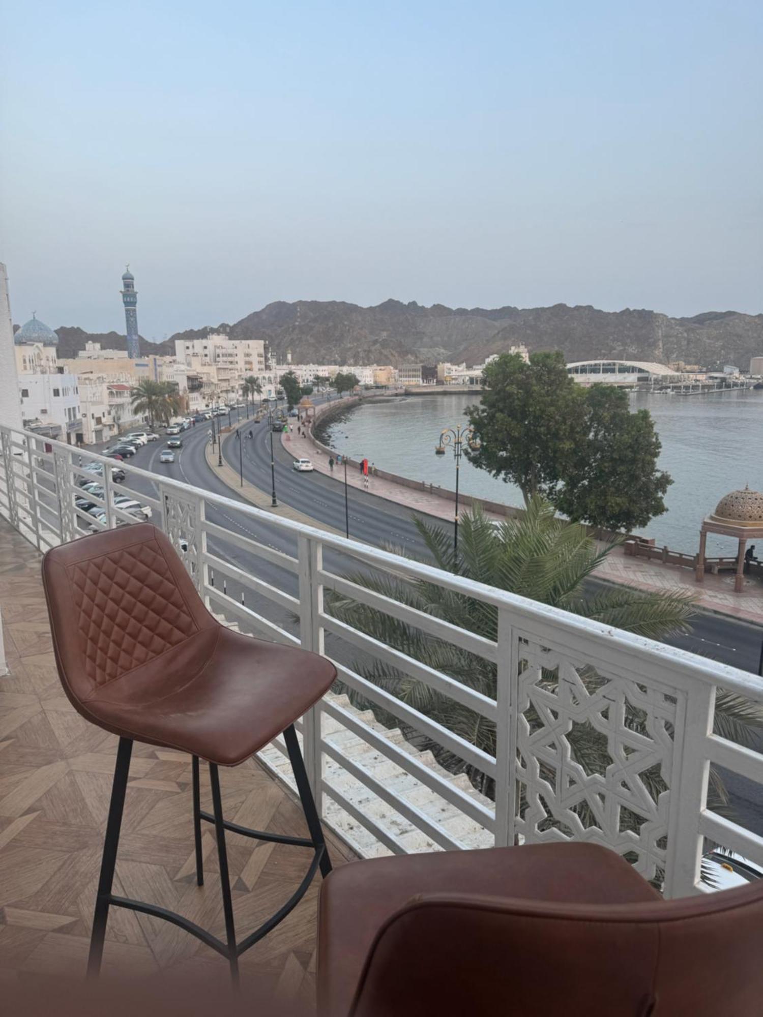 Muttrah Souq And Sea View Appartement Masqat Buitenkant foto