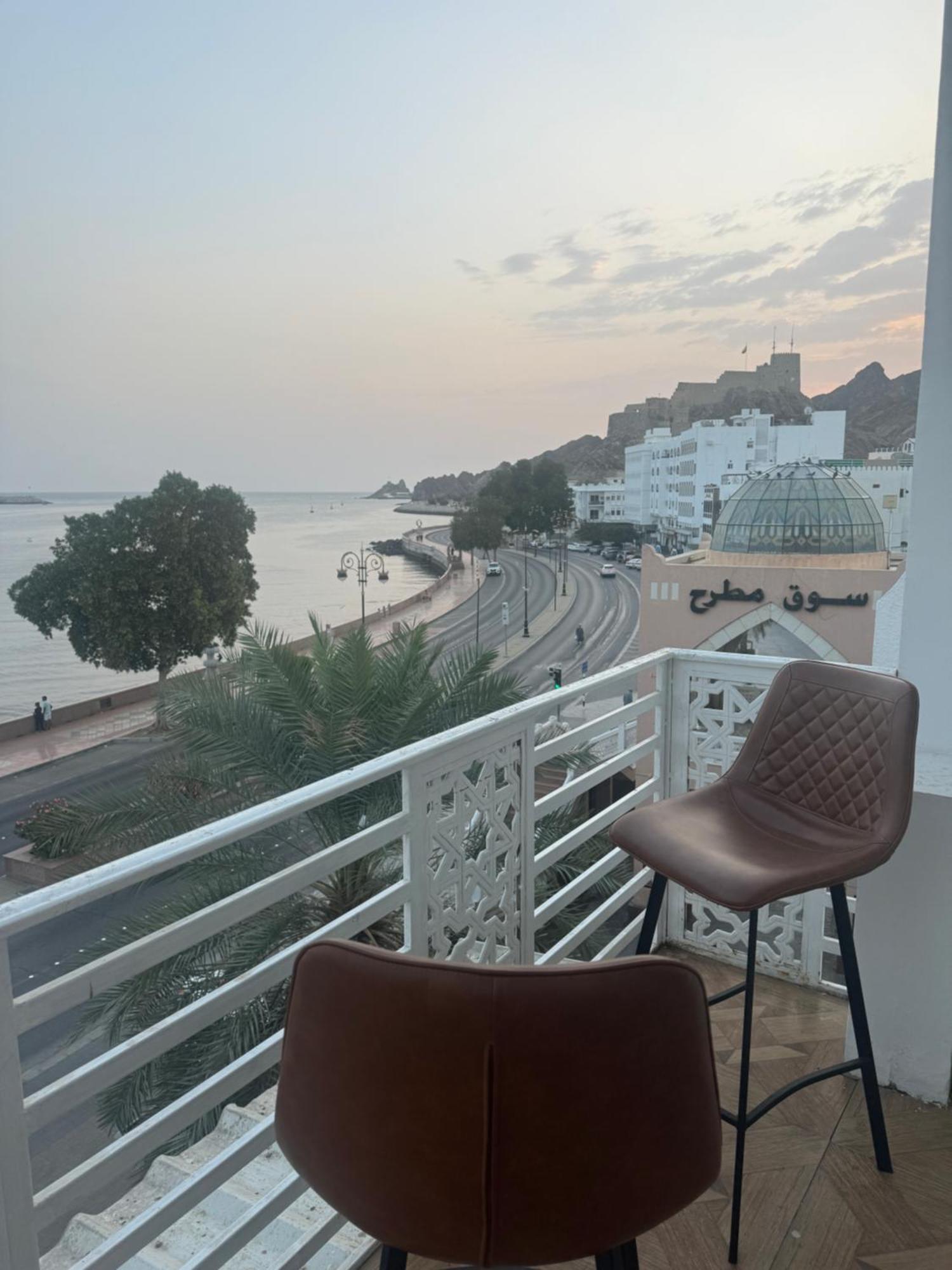 Muttrah Souq And Sea View Appartement Masqat Buitenkant foto